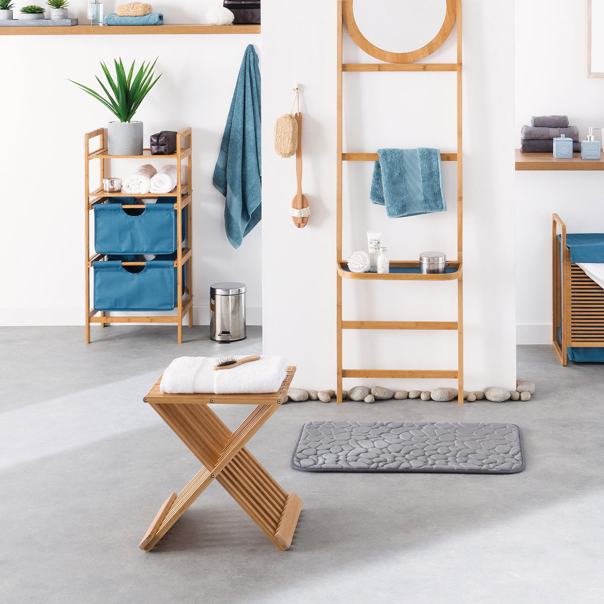 Tabouret pliant d'appoint