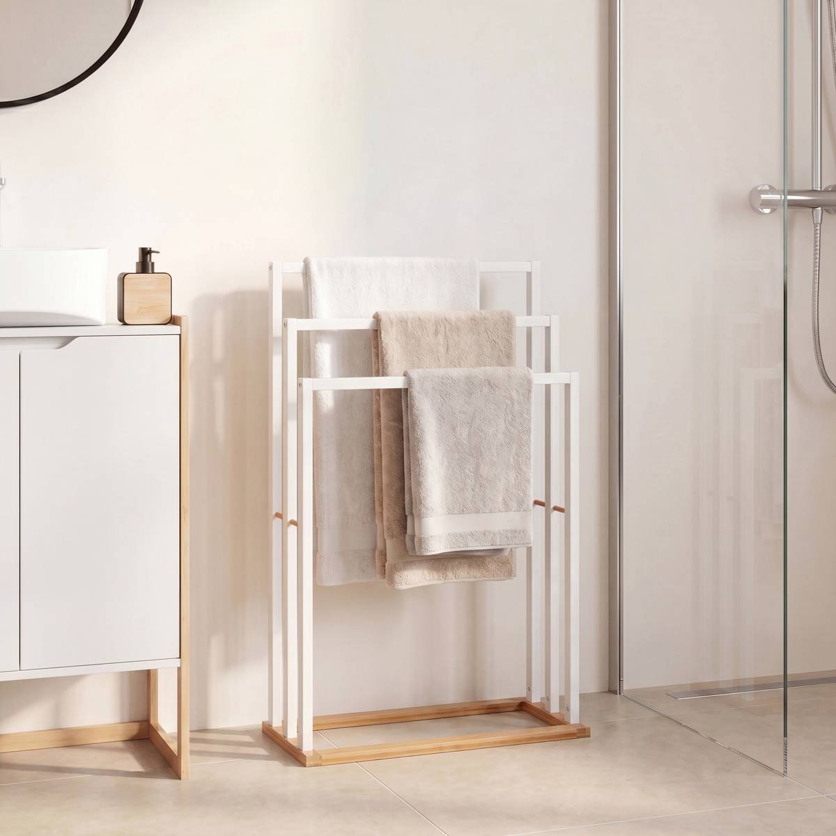 Porte-serviettes sur pieds, blanc Naturéo