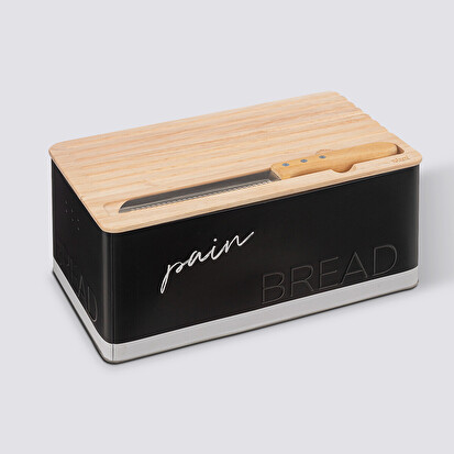 boite-a-pain-avec-couteau