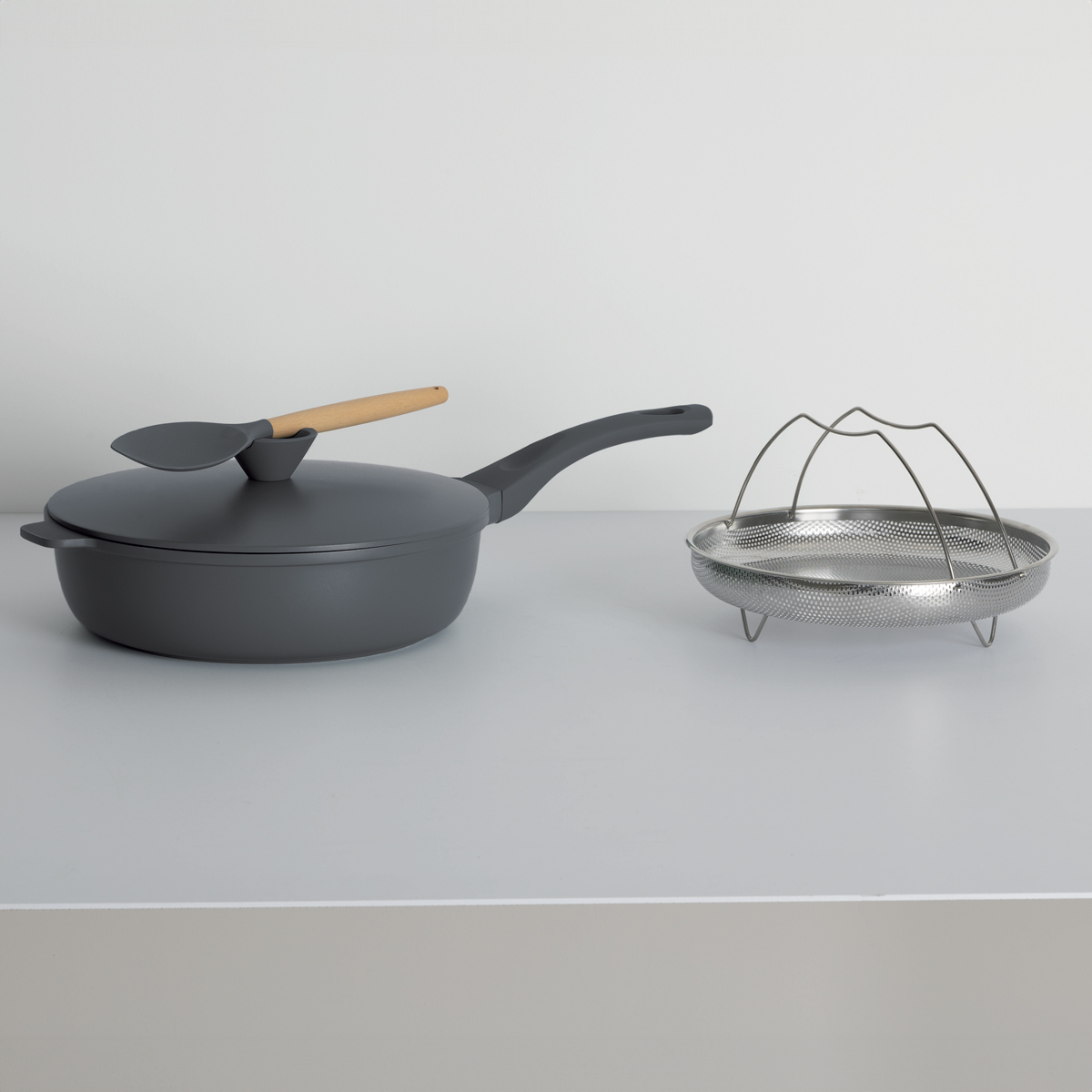Sauteuse aluminium, d.28 cm