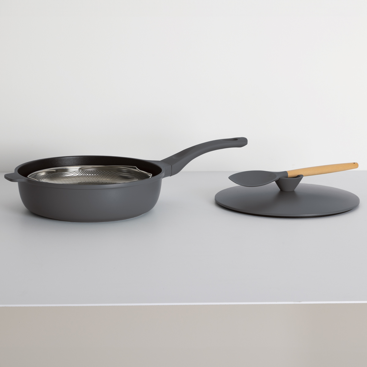 Sauteuse aluminium, d.28 cm