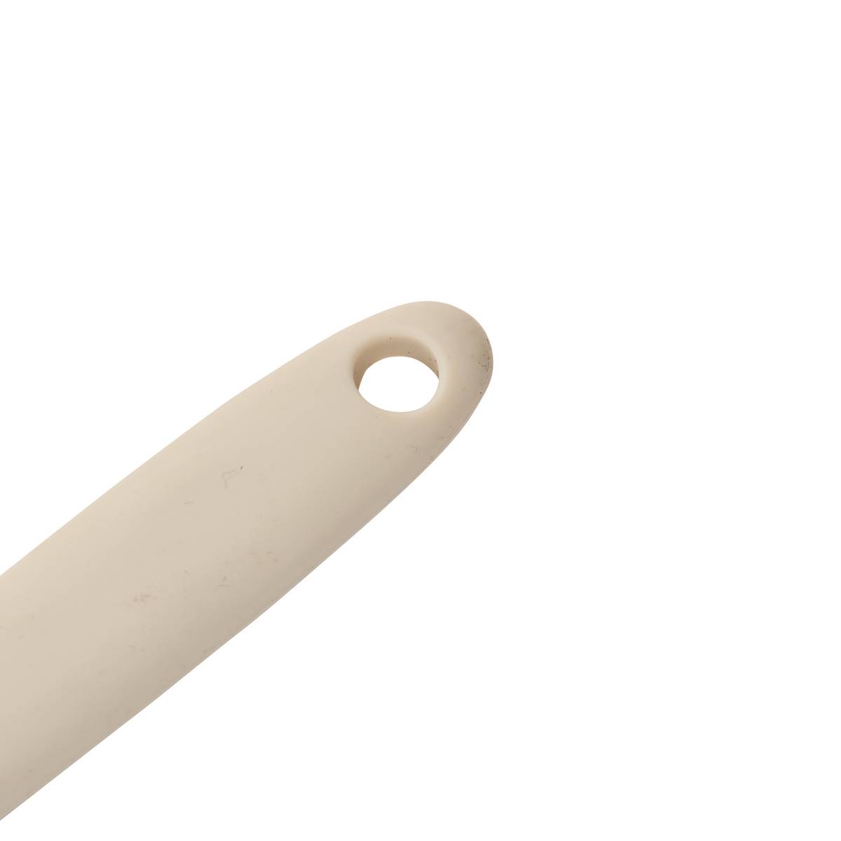 Maryse, silicone