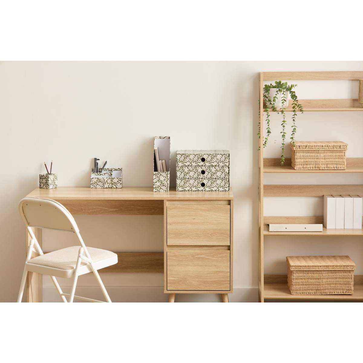 Porte revue, 25x9,3x31,5 cm, laurier Florea