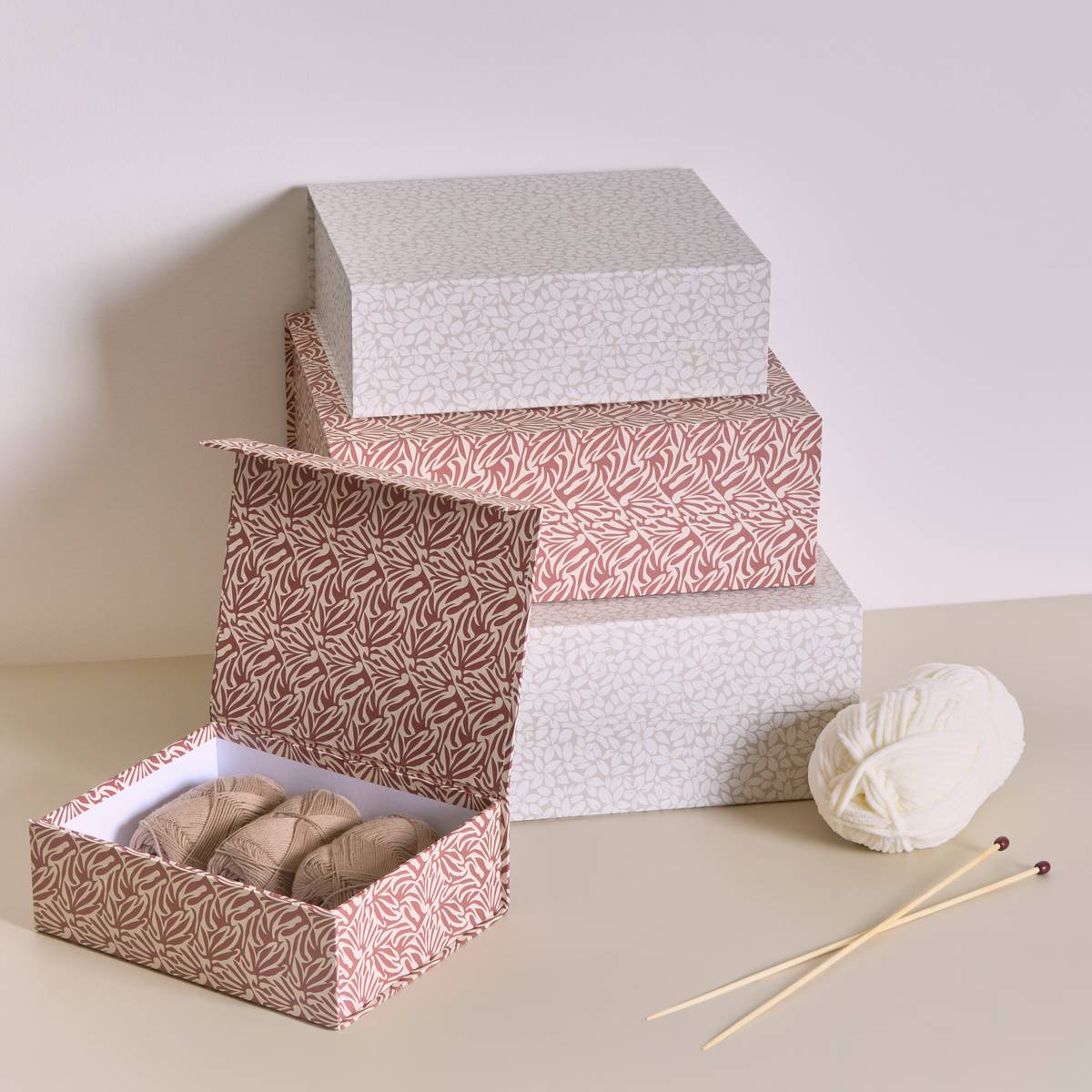 Lot de 4 boîtes de rangement, l.25/30/35/40 cm, multicolore