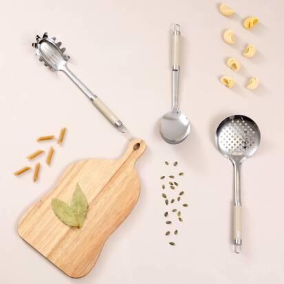 cuillere-a-pates-inox-beige