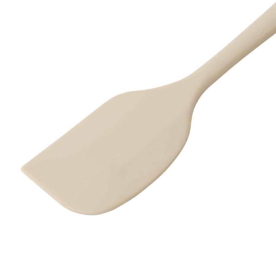 Maryse, silicone
