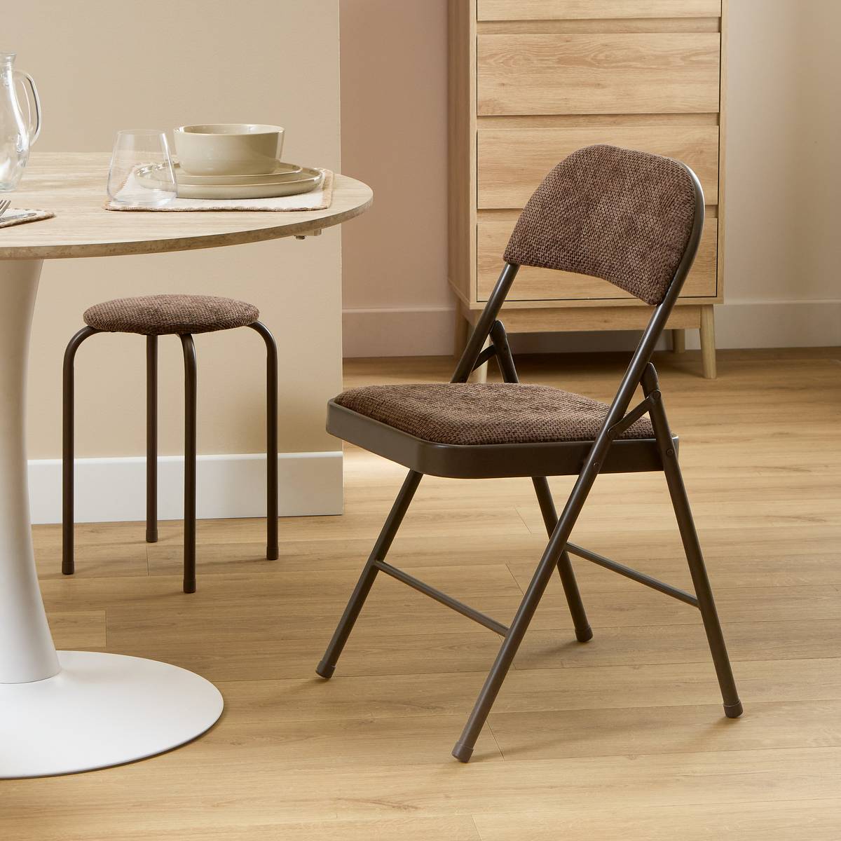 Tabouret empilable, d.38 cm, marron