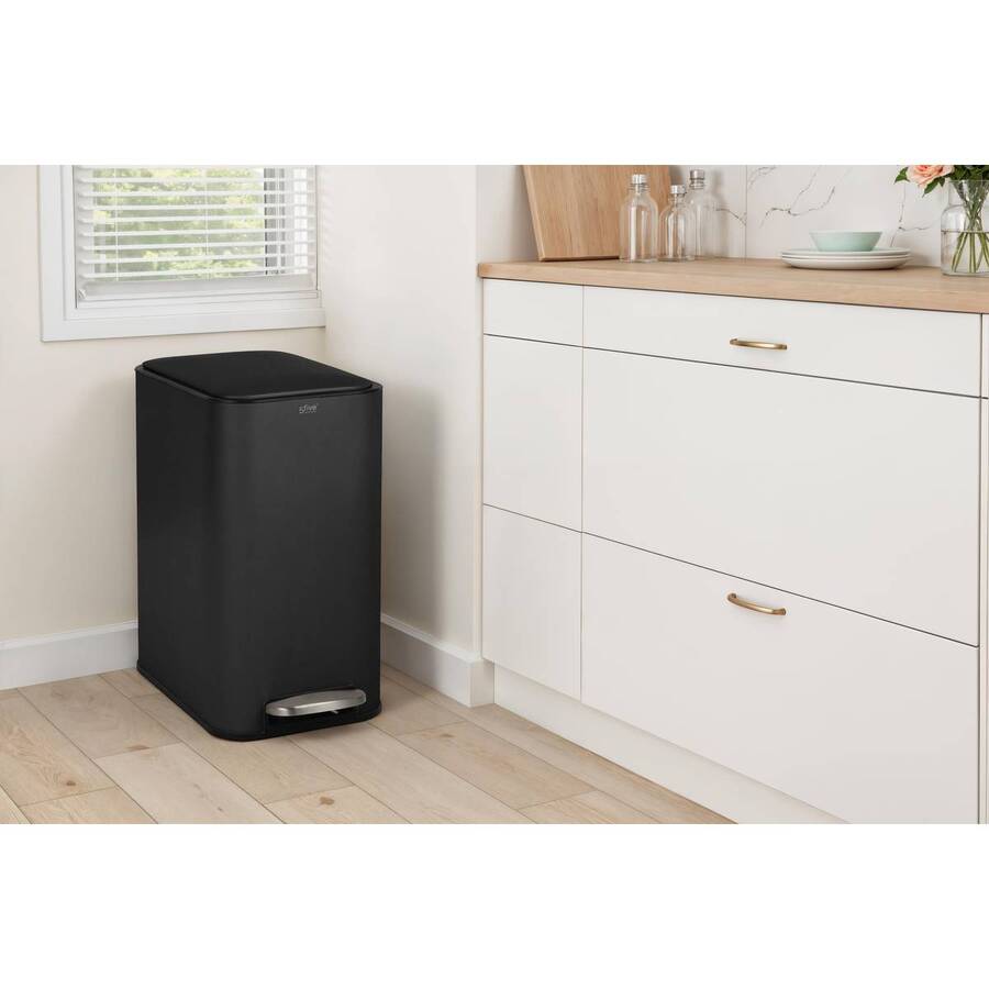 Poubelle manuelle slim, 20l, noir Delta