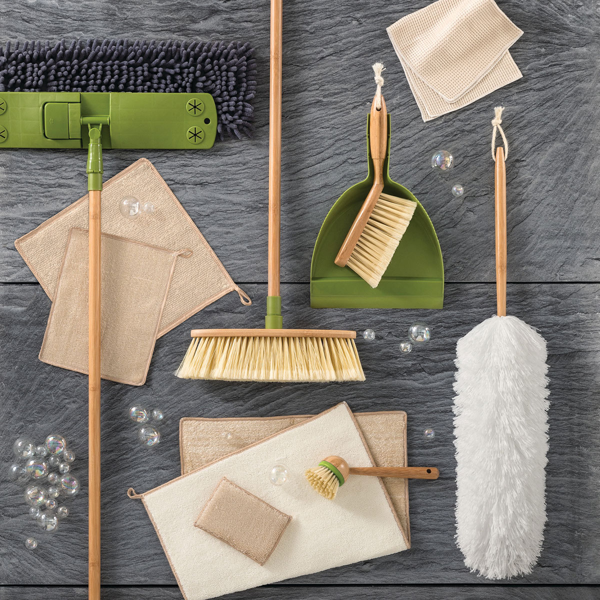 Ensemble pelle/balayette, bambou vert Wood & clean